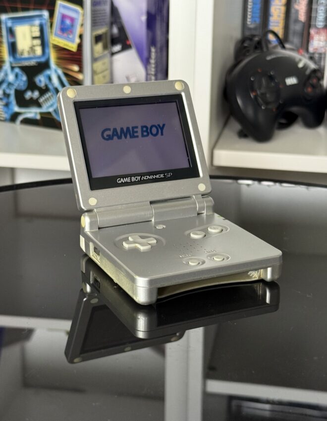 GameBoy Advance SP silber/silver AGS-001 – Bild 2