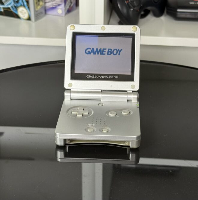 GameBoy Advance SP silber/silver AGS-001 – Bild 3